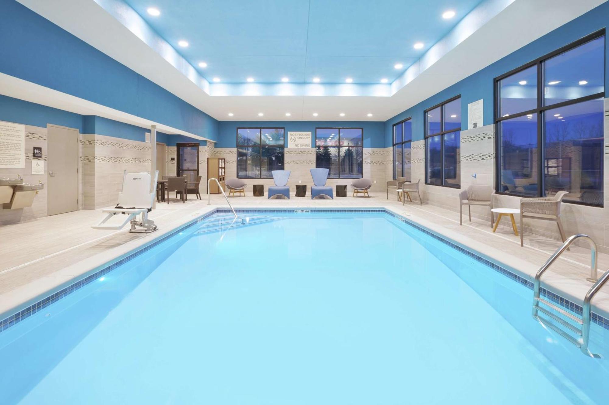 Hampton Inn & Suites Grandville Grand Rapids South Bagian luar foto